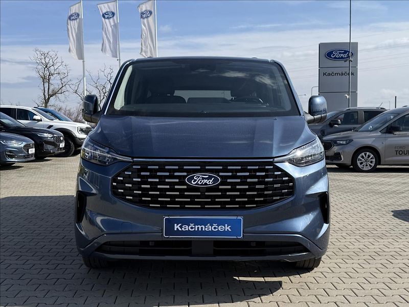 Ford Tourneo Custom 2,0 EcoBlue 125 kW Titanium L2 - fotka 8 z 32
