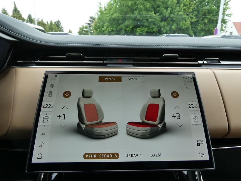 Land Rover Range Rover Sport (2026) 3,0 Dynamic SE D250 - fotka 27 z 37