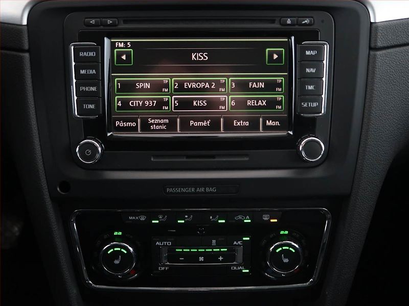 Škoda Superb (2013) Elegance 3.6 FSI V6, 4X4 - fotka 12 z 27