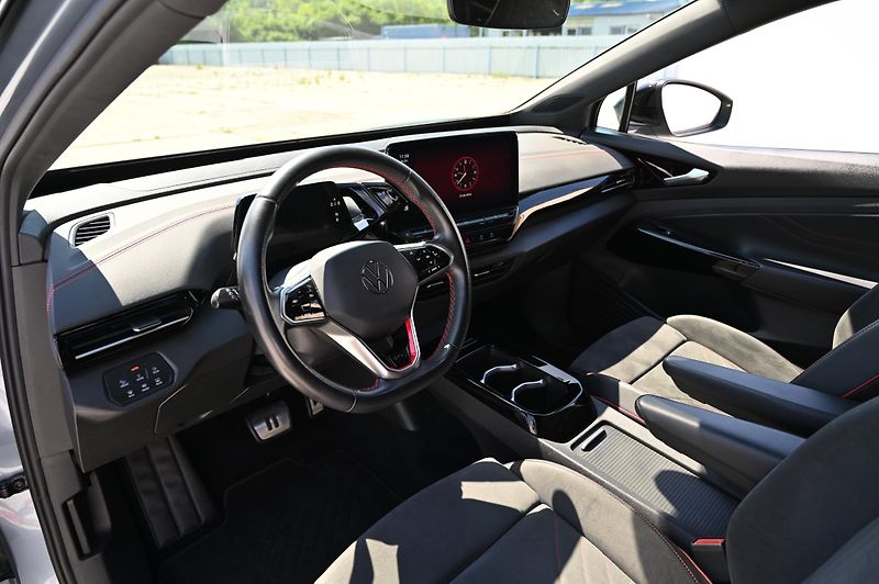 Volkswagen ID.4 GTX 4x4 (82kWh) SoH 92,3  DPH - fotka 31 z 48