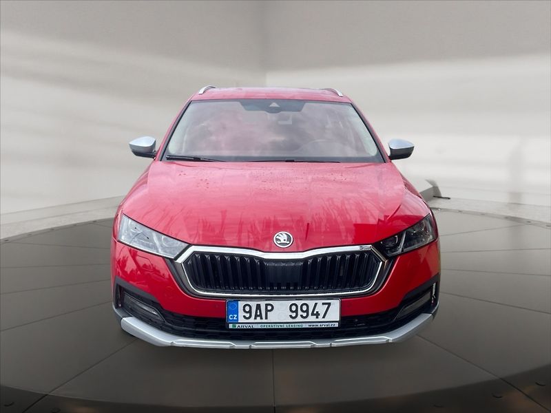 Škoda Octavia 2,0 TDI 147 Scout 4x4 DSG - fotka 2 z 11