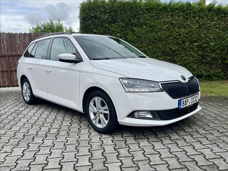 Škoda Fabia 1,0 STYLE / LED / kamera / ČR - fotka 7 z 48