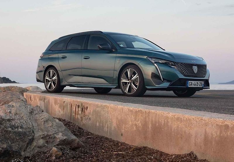 Peugeot 308 SW zůstal klasickým kombíkem