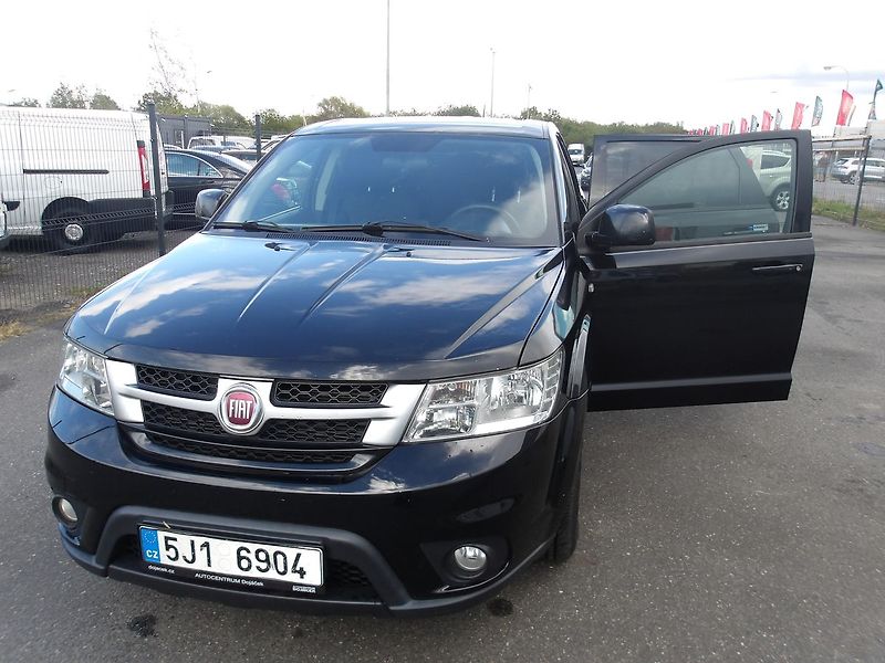 Fiat Freemont 2,4i LPG+BENZIN ! AUT ! 7 MÍST - fotka 8 z 33