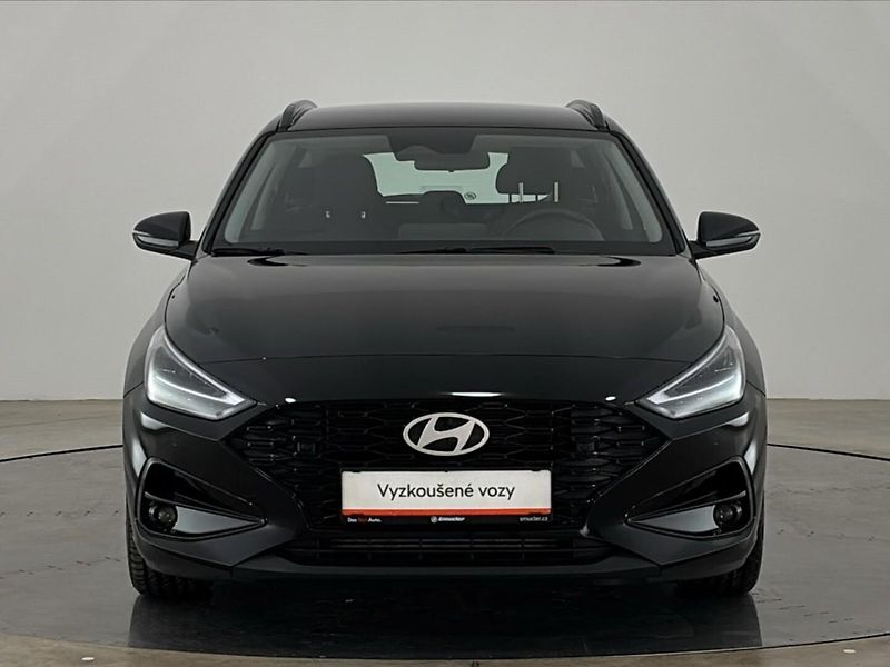 Hyundai i30 Kombi 1,5 T-GDI MHEV - fotka 4 z 26