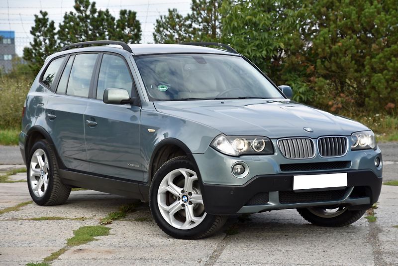 BMW X3 xDrive20d LCi,KŮŽE,VÝHŘEV,TEMP - fotka 1 z 40