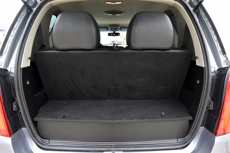 SsangYong Rexton RX 200e-XDi 4WD A/T,KŮŽE,7MÍST - fotka 38 z 45