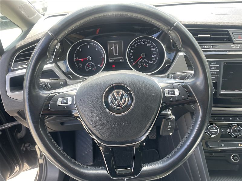 Volkswagen Touran 2,0 TDi 110kw Highline Panoram - fotka 24 z 48