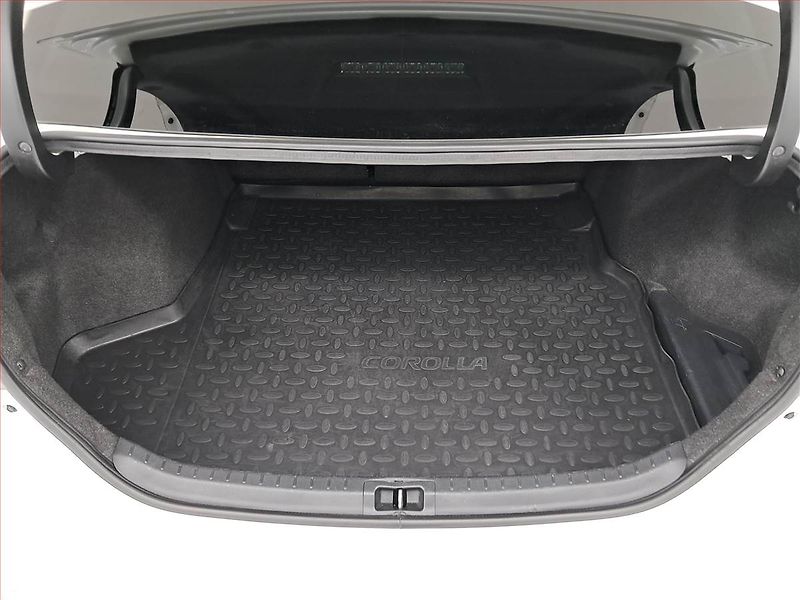 Toyota Corolla (2018) 1.6 Valvematic, Automat - fotka 14 z 17