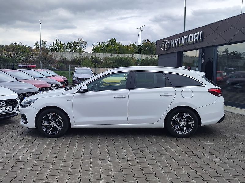 Hyundai i30 1.5 117kW Komfort - fotka 8 z 31