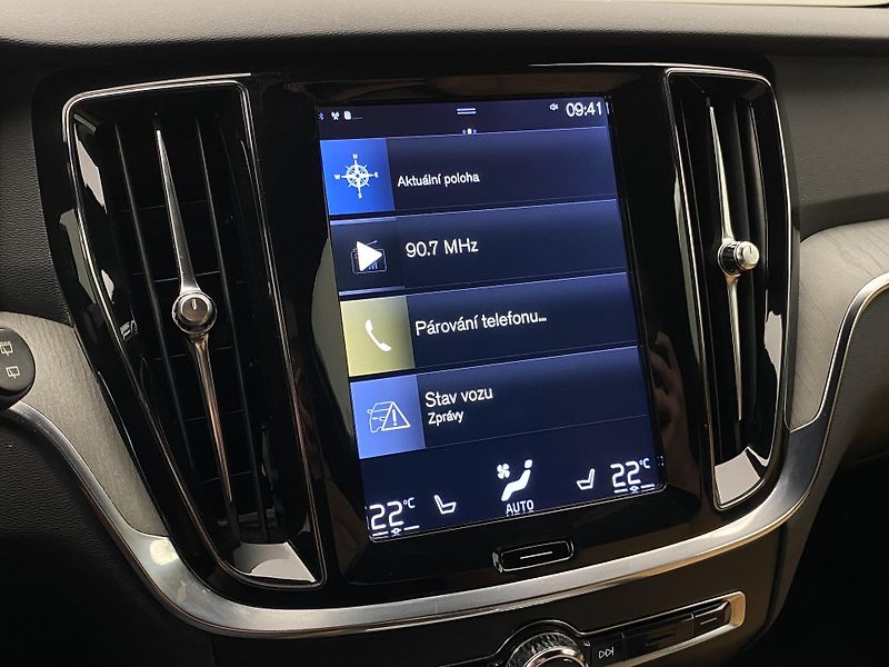 Volvo V60 D4 AWD INSCRIPTION AUT - fotka 8 z 46