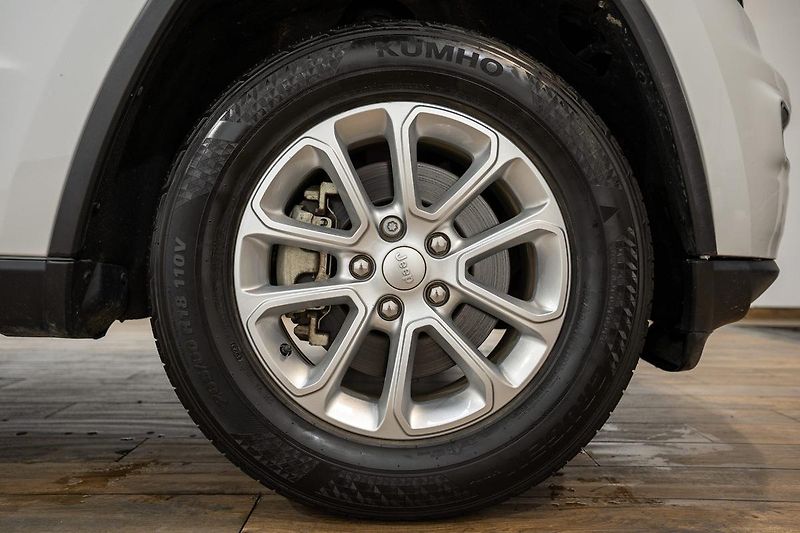 Jeep Grand Cherokee 3.6 V6 216 kW Laredo - fotka 26 z 29