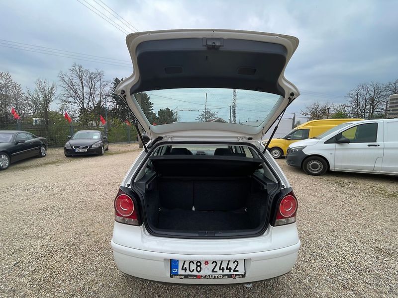 Volkswagen Polo 1.2i 44kW*KLIMA* - fotka 13 z 27