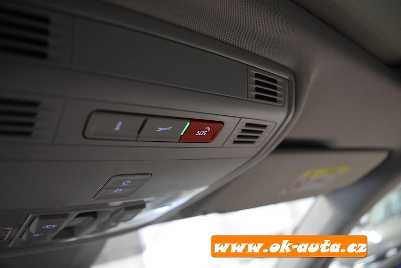 Škoda Superb 1.4 TSI iV LAURIN & KLEMENT  - fotka 71 z 77