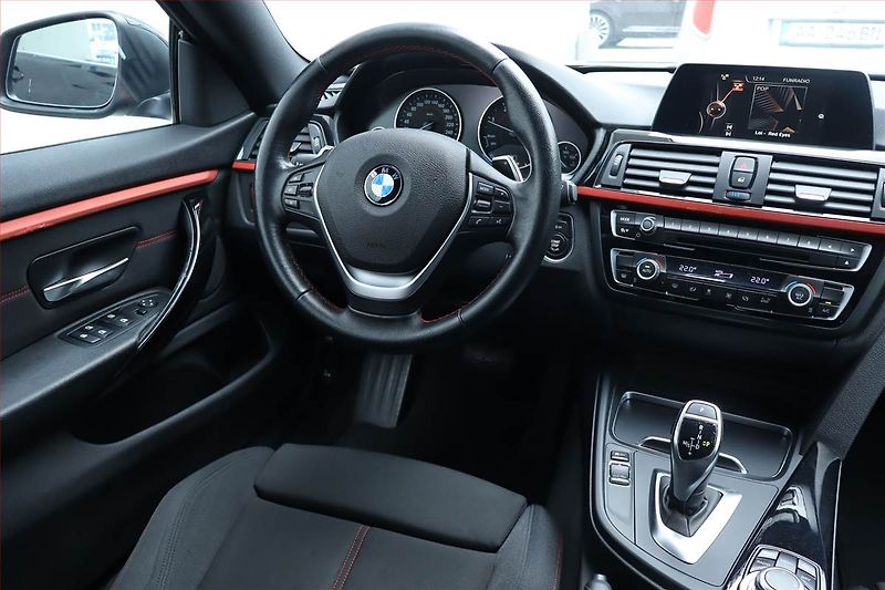 BMW Řada 4 (2015) Sport Line 420d, Automat, Navi - fotka 7 z 25