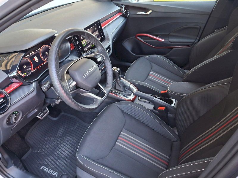 Škoda Fabia (2025) Monte Carlo DSG 1,0TSi 85kW - fotka 6 z 35