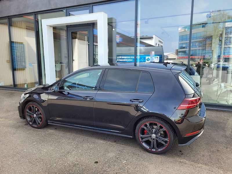 Volkswagen Golf 2.0 TDI GTD DSG Záruka 2roky - fotka 2 z 45