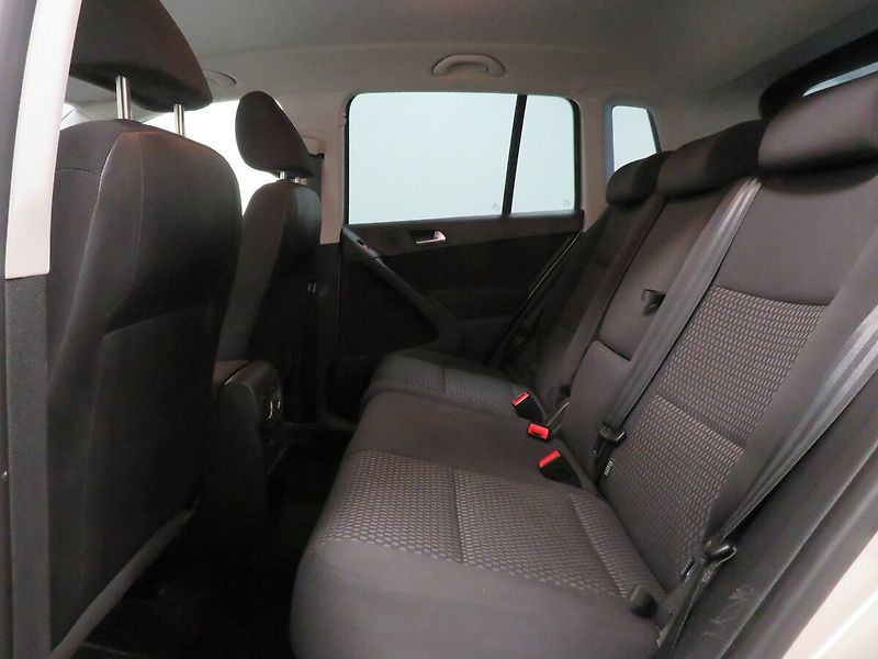 Volkswagen Tiguan - fotka 23 z 24