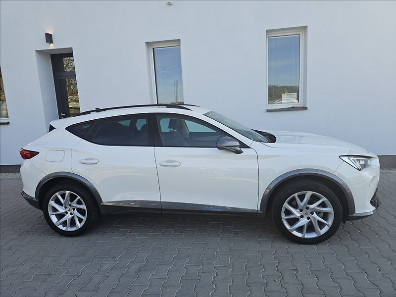 Cupra Formentor 1,4 eTSi 150KW eHYBRID DSG - fotka 7 z 48