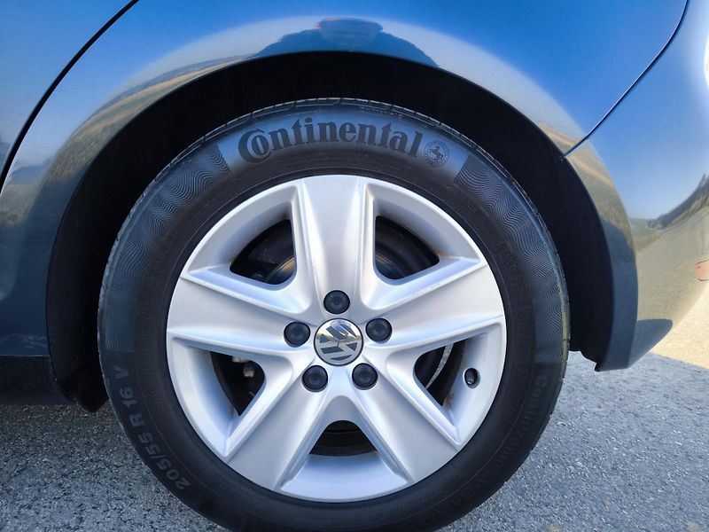Volkswagen Golf Plus VI 1,6MPI 75kW SERVISKA 1MAJ. - fotka 12 z 55
