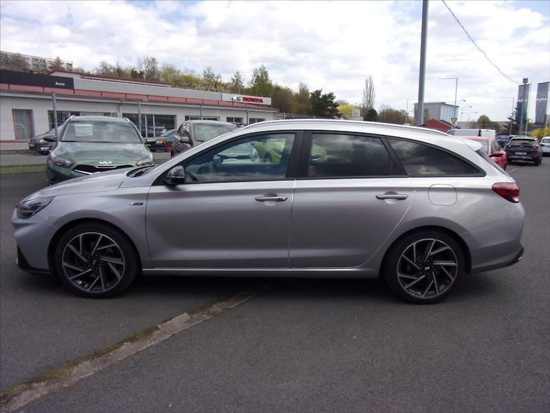 Hyundai i30 1,6 CRDI MHEV N Line Premium A - fotka 2 z 30