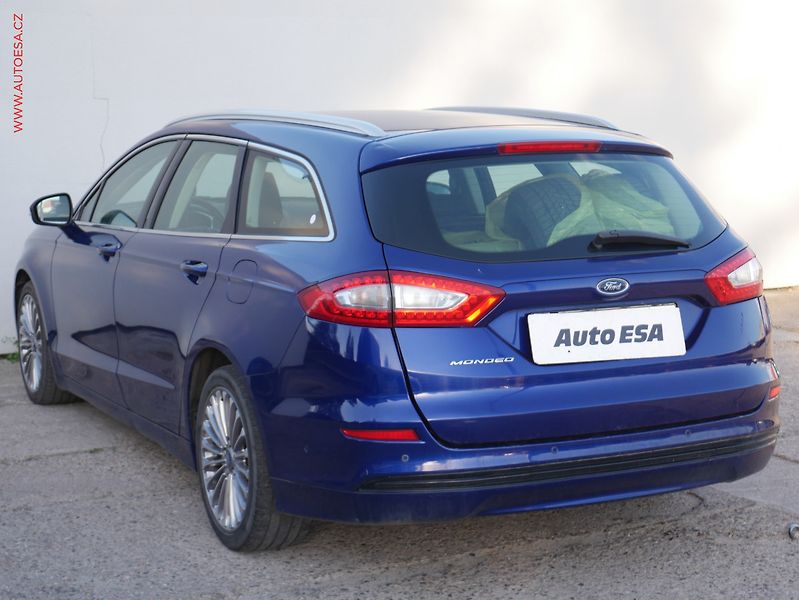 Ford Mondeo (2015) 2.0 TDCi, AT, xenon, park - fotka 4 z 24