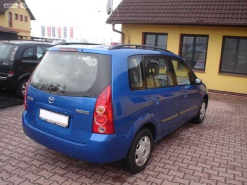 Podoba Mazdy 3 MPS je zatím tajemstvím (na fotce civilní Mazda 3)