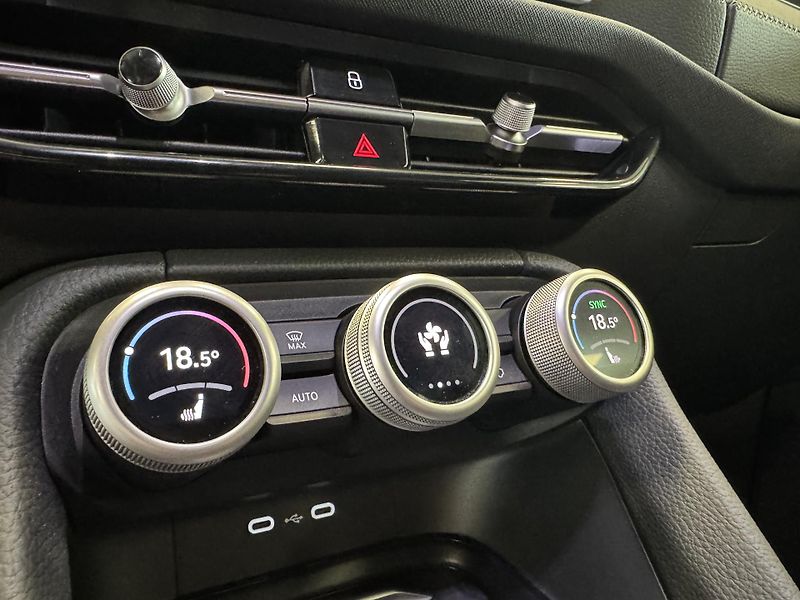 Škoda Kodiaq (2025) 1,5TSi DSG MHEW CANTON TAŽNÉ - fotka 41 z 47
