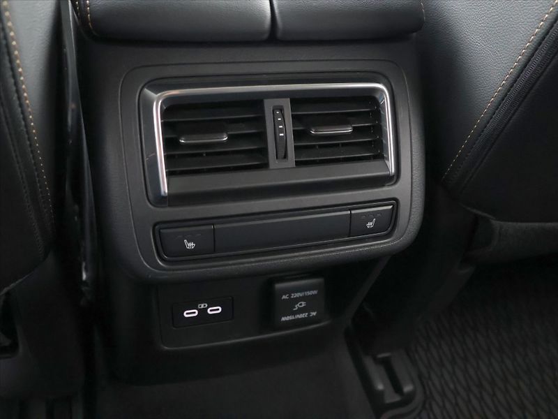 Mazda CX-60 3,3 D 187kW CZ Homura 1Maj DPH - fotka 38 z 47
