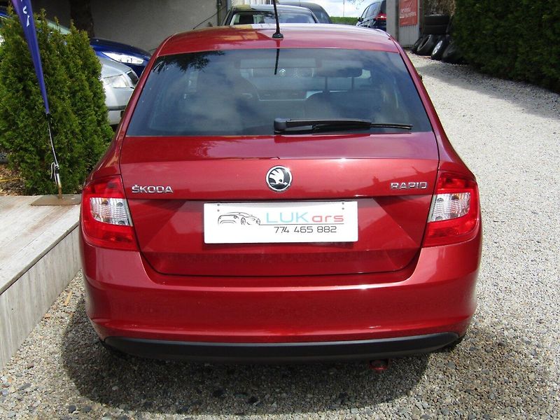 Škoda Rapid (2016) 1.4 TDI 66kW 5dv - fotka 12 z 43