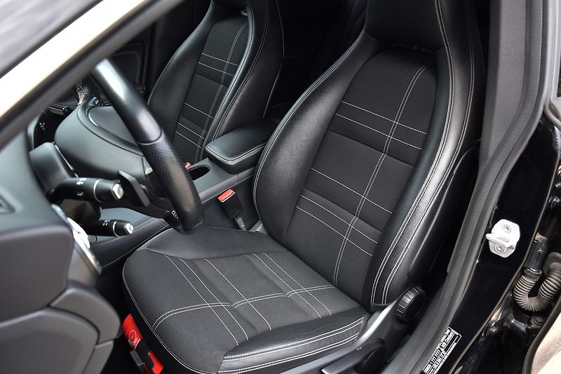 Mercedes-Benz CLA 200 CDi A/T,XENON,NAVI,KAMERA - fotka 9 z 50