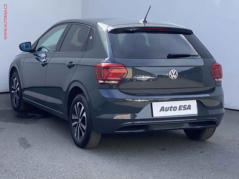 Volkswagen Polo (2019) 1.0 TSi, IQ Drive, navi - fotka 6 z 18