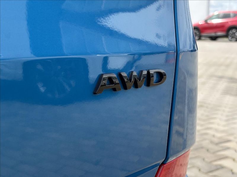 Ford Tourneo Custom 2,0 EcoBlue 125kW Titanium X - fotka 17 z 59
