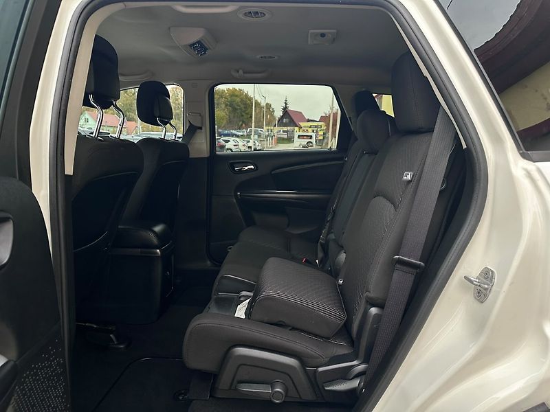 Fiat Freemont (2012) 2.0 M-JTD  7míst/Tempomat - fotka 15 z 39