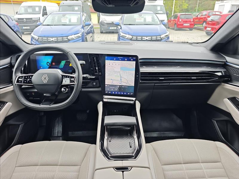 Renault Espace 1,2 full hybrid E-Tech 200  IC - fotka 15 z 21