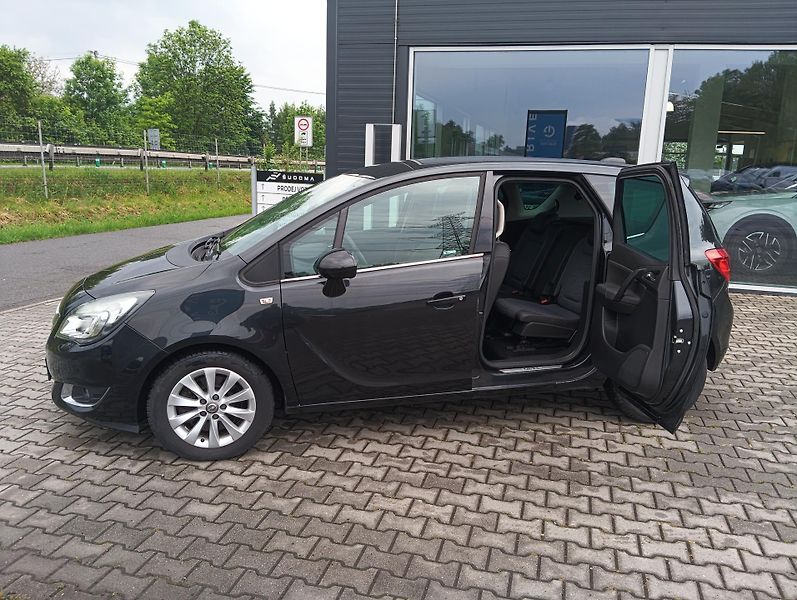 Opel Meriva (2016) - fotka 10 z 22