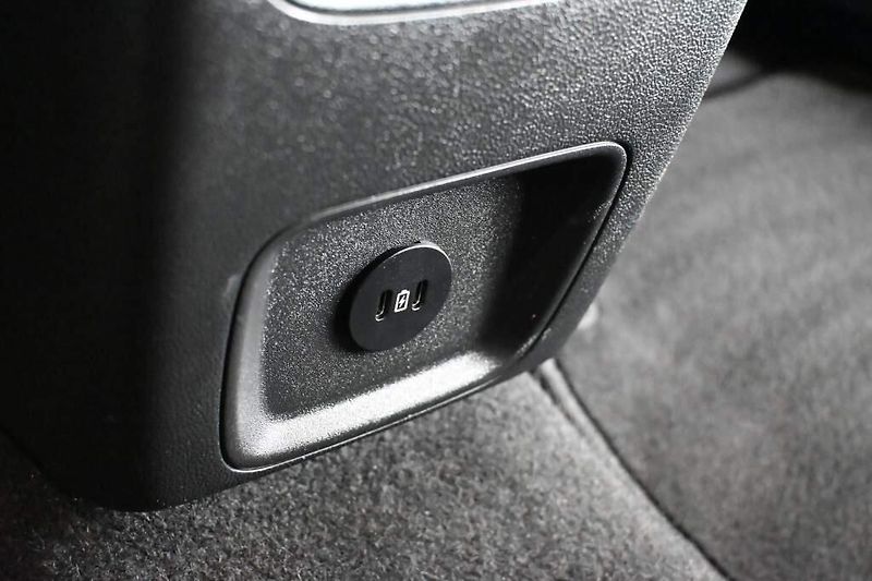 Ford Kuga (2023) 2.5 LED VIRTUAL ACC Kamera DUR - fotka 32 z 39