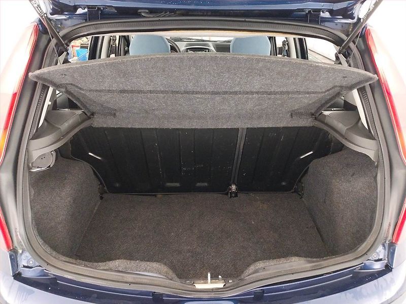 Fiat Punto (2008) 1.2 60 , po STK, jezdí výborně - fotka 13 z 15