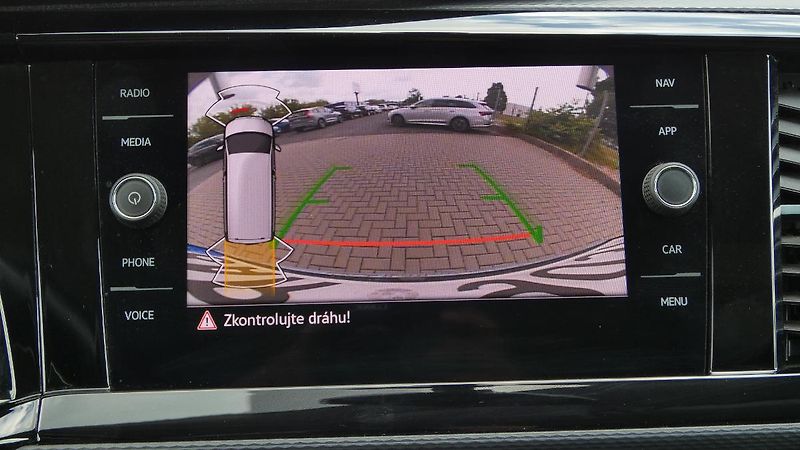 Volkswagen Multivan 2.0TDI 150KW Highline 4MOT DSG - fotka 15 z 24