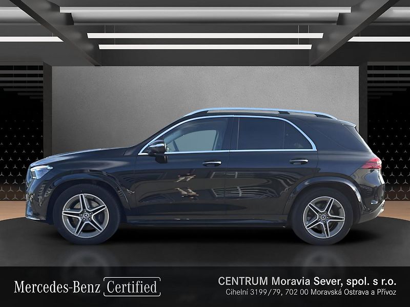 Mercedes-Benz GLE (2024) 300d 4M - fotka 2 z 15