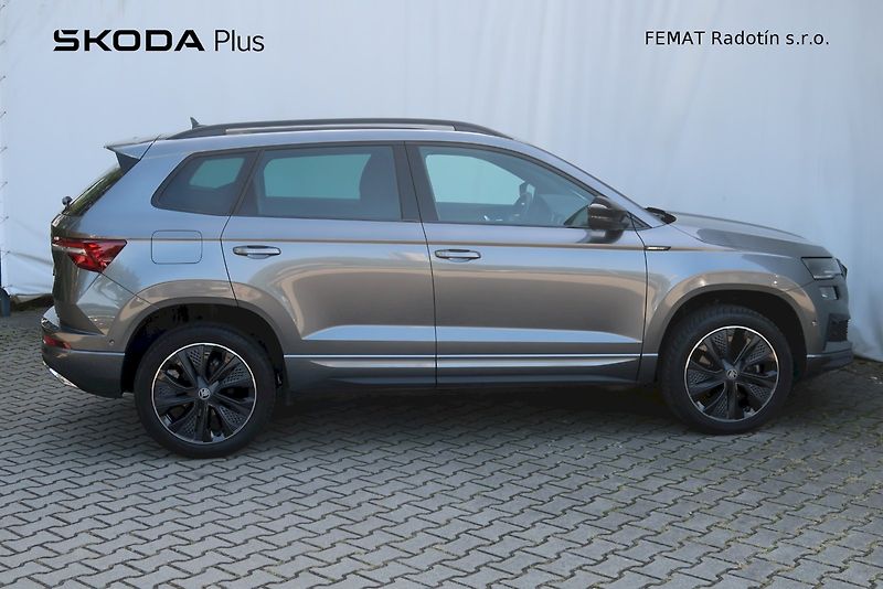 Škoda Karoq (2025) SPORTLINE 1.5 TSI 110 kW DSG - fotka 3 z 29