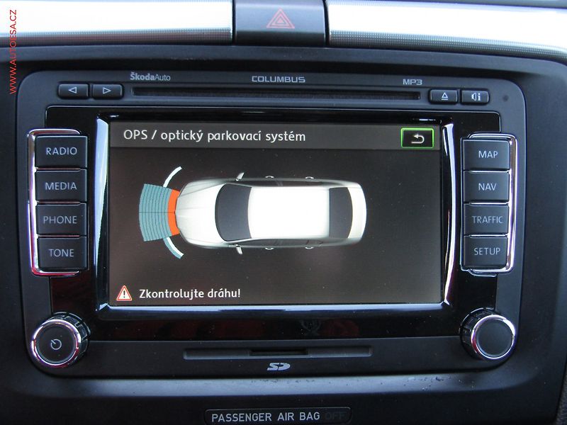 Škoda Superb (2009) 2.0 TDi, ČR, Elegance, DSG - fotka 20 z 21