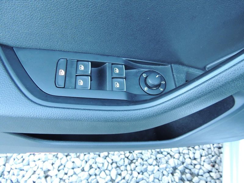 Škoda Superb (2017) 2.0TDi,140kw,L&K,ČR - fotka 20 z 66