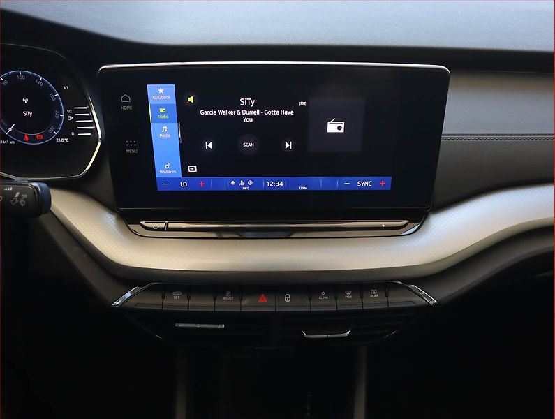 Škoda Octavia (2022) Ambition Plus 1.0 TSI e-tec - fotka 12 z 24