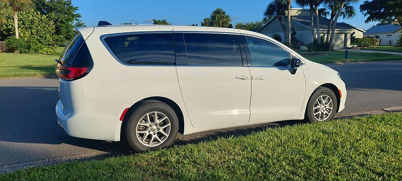 Chrysler Pacifica (2025) 2025 SKLADEM - fotka 8 z 33
