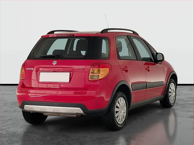 Suzuki SX4 (2010) 1.5 VVT - fotka 5 z 17