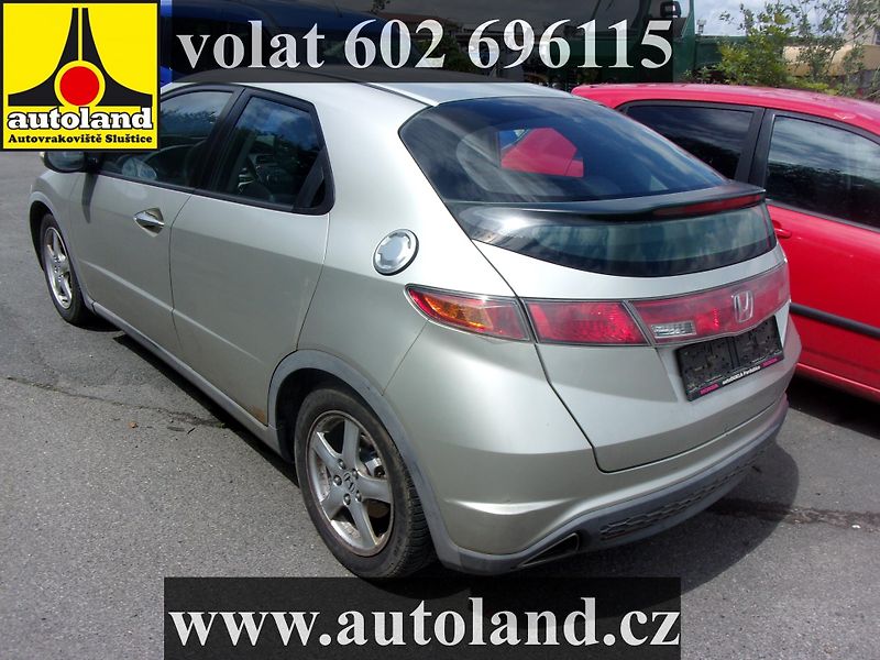 Honda Civic (2006) VOLAT 602 696115 - fotka 3 z 8