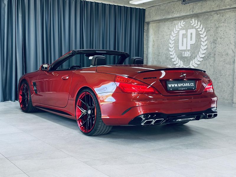 Mercedes-Benz SL (2017) 63*AMG*Masaže*Karbon* - fotka 8 z 40