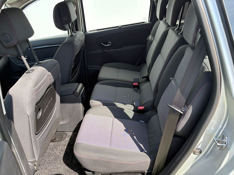 Renault Scénic 1.5dCi, 81kW, Automat, Tažné - fotka 7 z 27