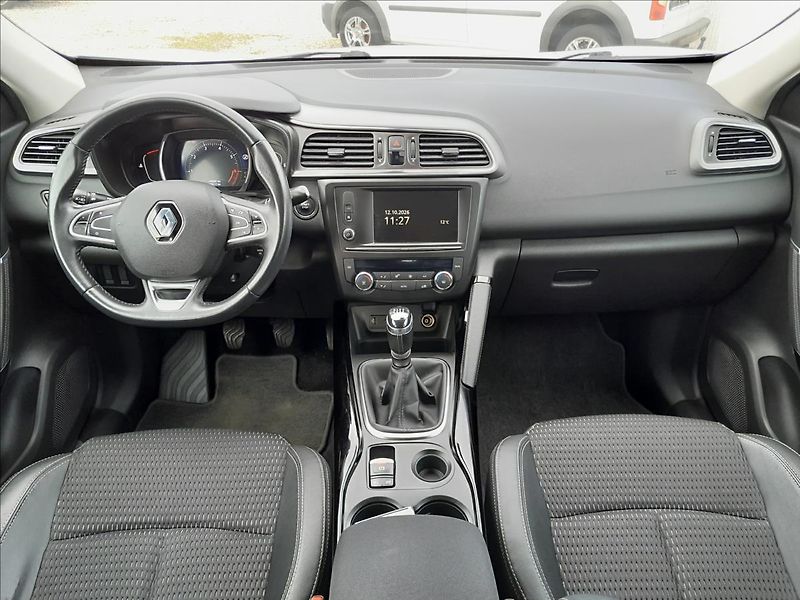 Renault Kadjar 1,2 TCe 96kW LIMITED - fotka 33 z 55
